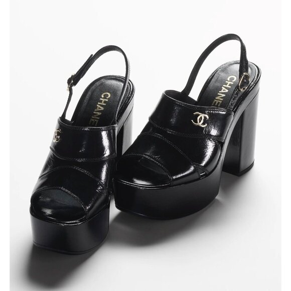 CHANEL 2023 MÉTIERS D’ART PATENT LAMBSKIN BLACK SLINGBACK PLATFORM SANDALS 39 - Picture 1 of 10